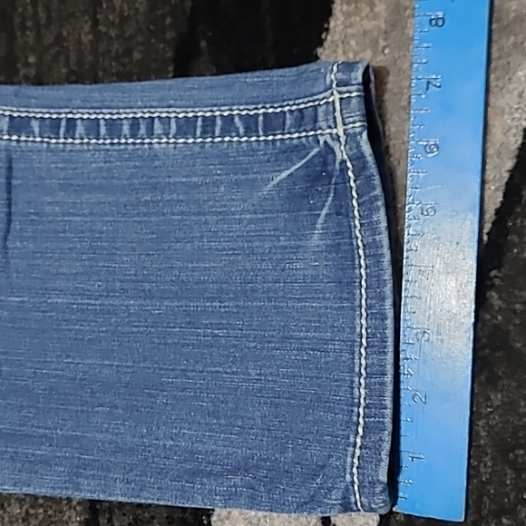 MISS ME SEQUINS EMBROIDERED MID-RISE EASY-FIT CROP DENIM JEAN - Picture 8 of 15